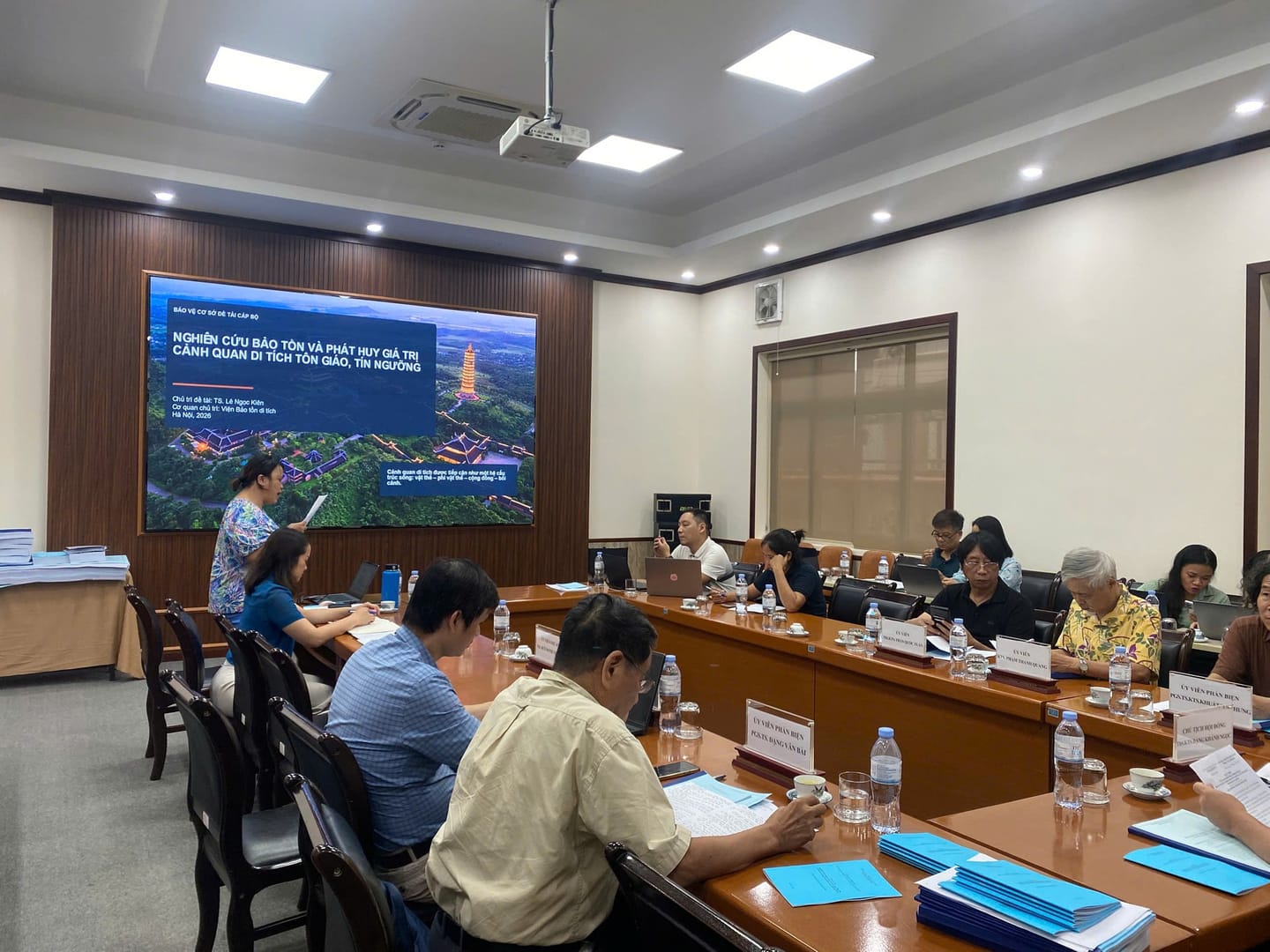 HỌP HỘI ĐỒNG TỰ ĐÁNH GIÁ NHIỆM VỤ KHOA HỌC VÀ CÔNG NGHỆ CẤP BỘ